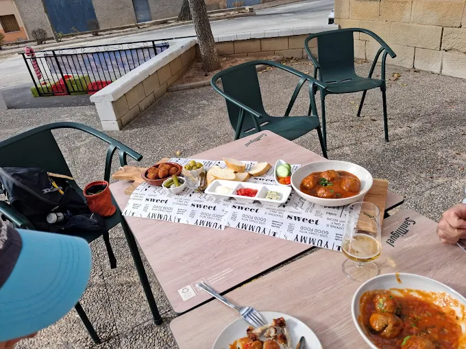 The food is just fantastic.